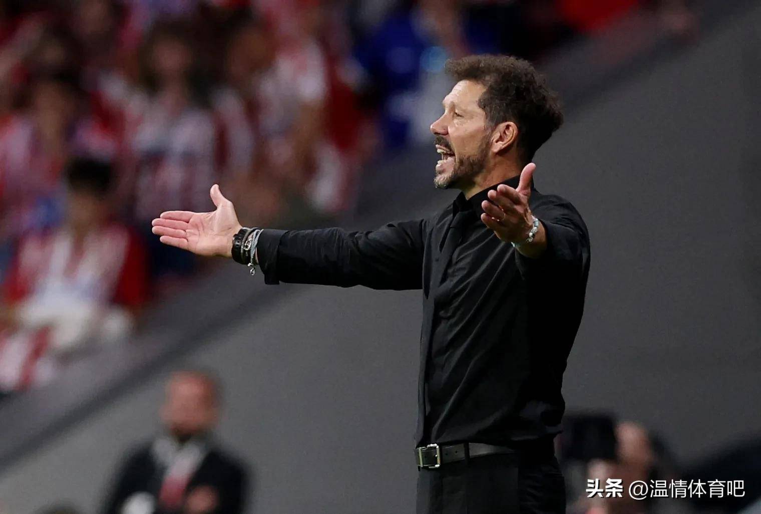 曼联遭遇争议判罚，裁判组回应：执法公正，历史商品一个完全一定.九游游戏下载