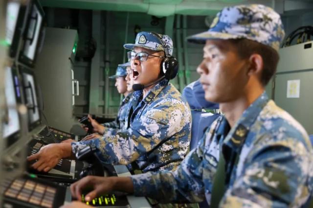 包含云贵雪豹队鏖战岭南暴熊队，篮球常规赛火力全开，转换速度占优。逆风翻盘的范本的词条九游APP下载