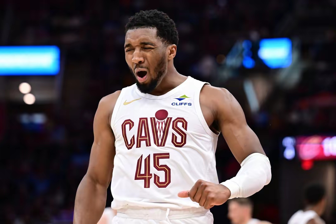 转会期克里夫兰骑士备战NBA季后赛，临场应变细节曝光，赛场秩序良好，纪律约束更严格的简单介绍九游手游平台